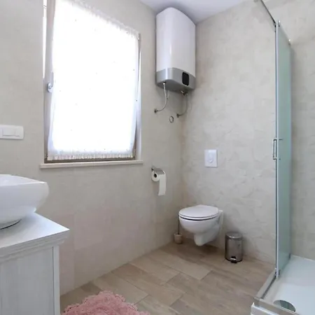 Elegant With Private Pool In * ベール