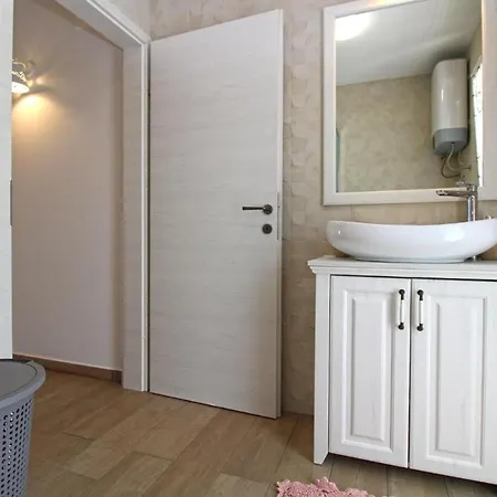 Elegant With Private Pool In Villa *