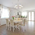 Elegant With Private Pool In *