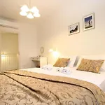 Elegant With Private Pool In Villa Bale