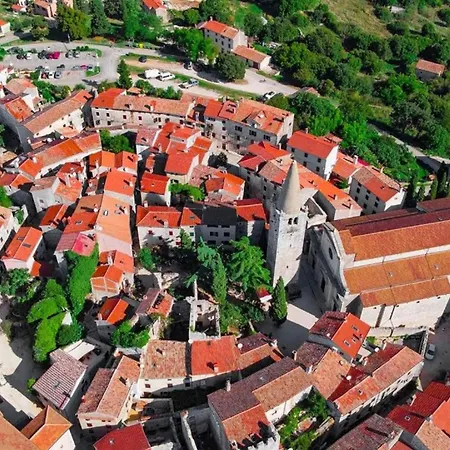 Elegant With Private Pool In * Bale